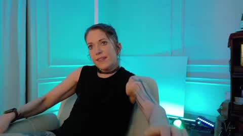 Vera Victors online show from April 12, 3:09 am