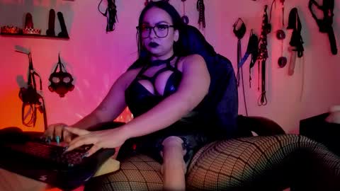 mistress VERESSKA ARDILA online show from November 11, 12:13 pm