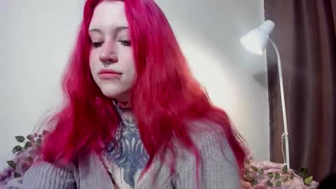 Sonya online show from December 2, 9:33 am