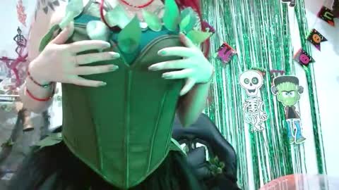 Snapshot of vermelha_gremory1 chatting on November 1, 5:55 am vermelha gremory1 online show from November 1, 5:55 am