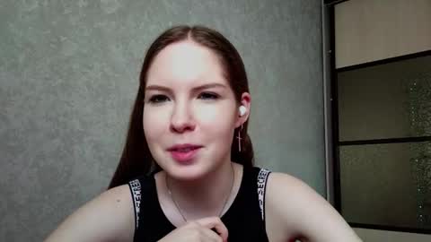 Snapshot of vernettaorlikowski chatting on October 18, 8:39 am Vetta online show from October 18, 8:39 am
