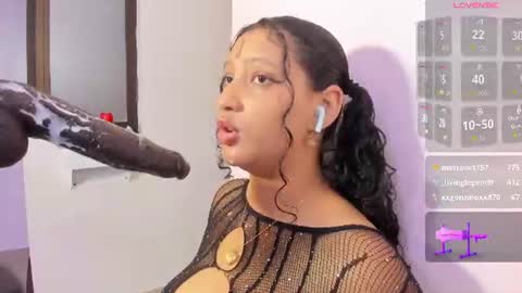 Veronica  online show from June 20, 7:06 pm