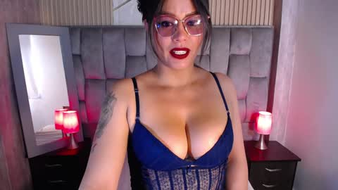 Vero online show from February 4, 12:33 pm