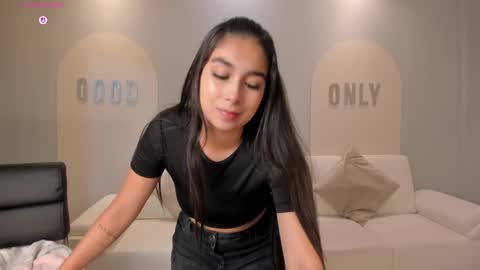 veronicablue1 online show from November 28, 8:39 am