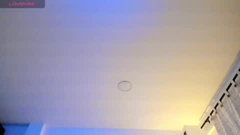 Veronica Gills online show from April 16, 1:06 am