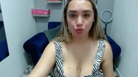 veronicaparkersex online show from April 6, 12:17 pm