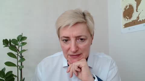 Snapshot of verony_ chatting on March 7, 11:29 am verony_ online show from March 7, 11:29 am