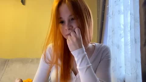 Lina online show from May 17, 10:25 am