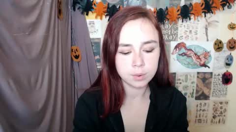 veryveryvery_shy online show from October 8, 5:23 am