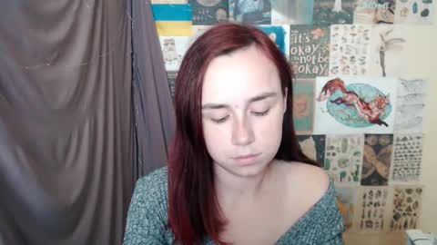 veryveryvery_shy online show from October 1, 10:53 am