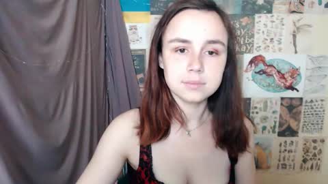 veryveryvery_shy online show from September 23, 5:38 am