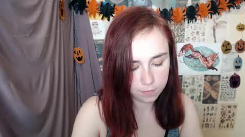 veryveryvery_shy online show from October 11, 6:40 am