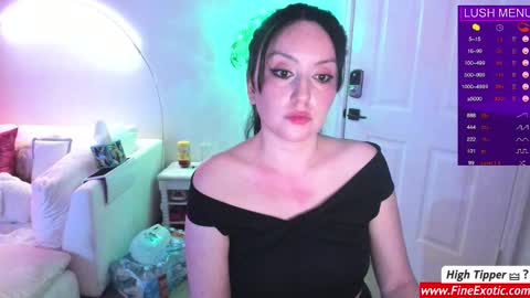 Snapshot of vesafine chatting on December 19, 5:07 am vesafine online show from December 19, 5:07 am