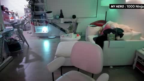 vesafine online show from November 29, 6:28 am