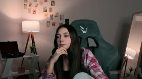 Rachel online show from December 4, 7:47 pm