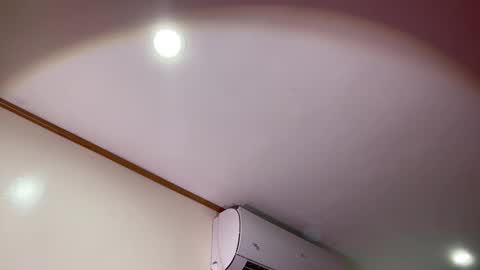 via_olala online show from February 7, 6:17 am