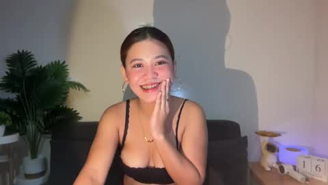 via_olala online show from September 16, 4:04 pm