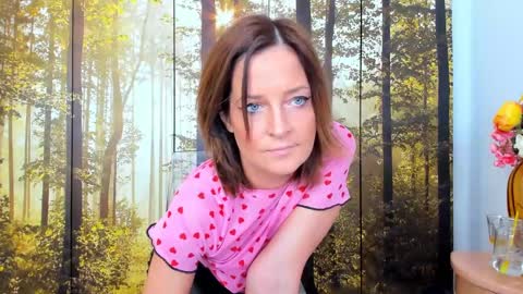 ViciousQueenu can call me Laura online show from February 28, 7:14 pm