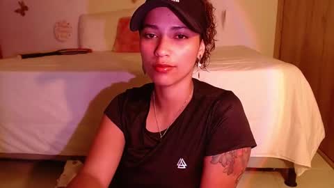 Vicky  online show from February 25, 12:25 am