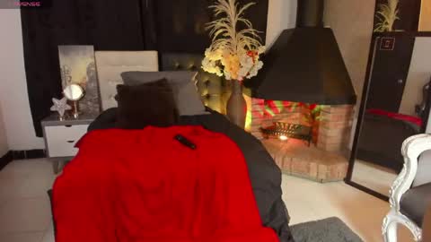 Vicky online show from April 16, 9:39 pm