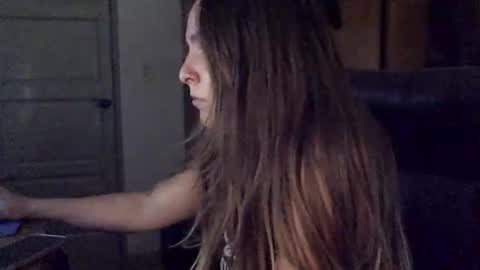 VICKY online show from February 7, 11:55 pm