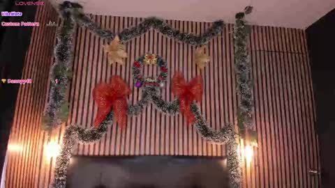 victorira online show from December 30, 9:29 pm