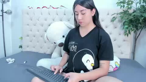 Victoria online show from February 18, 7:57 pm