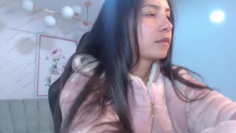 Victoria online show from May 11, 2:45 pm
