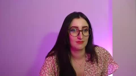 Victoria online show from February 22, 9:10 pm