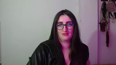 Victoria online show from March 27, 9:37 pm