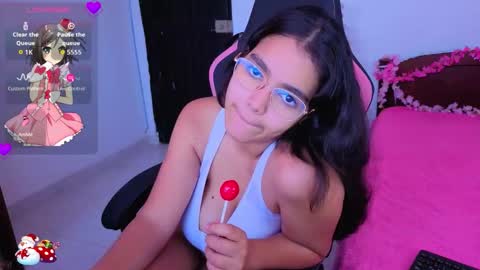 victoriacarmonaa online show from December 15, 8:36 pm