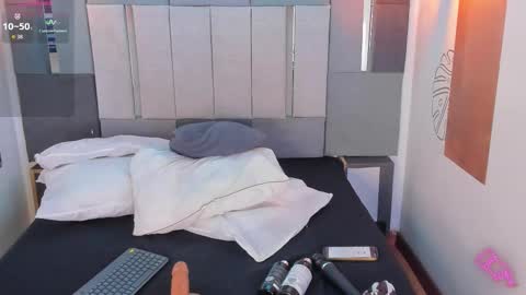 Victoria  online show from February 21, 9:26 pm