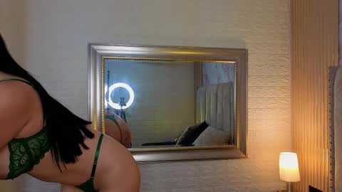 Victoria online show from April 1, 7:55 pm