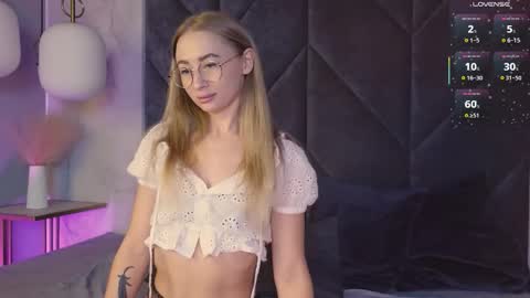 Victoria online show from December 1, 6:17 am