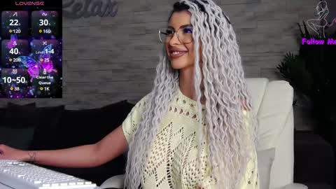 Victoria online show from December 16, 1:21 am