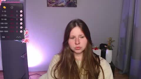 victoriassecrets_ online show from June 25, 6:42 pm