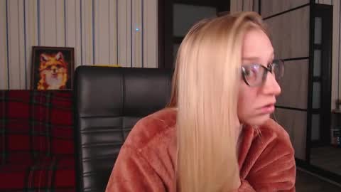 Vika online show from October 10, 11:15 am