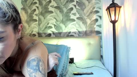 Viktoria online show from April 9, 1:19 am