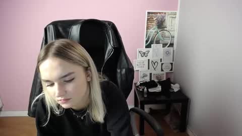 viktoria_lovely online show from October 22, 9:47 am