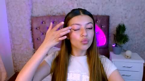 viky_evanss online show from January 5, 6:22 pm