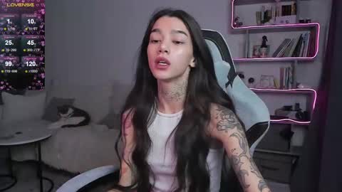 vinkitinkii online show from March 6, 6:52 am