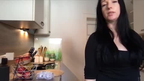 Vio online show from November 4, 11:48 am