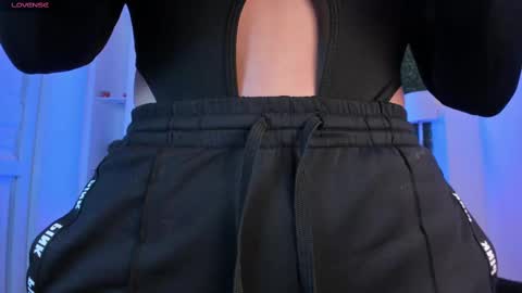 Violett  Everyday From 0530 to 1430 Col Time online show from September 11, 10:48 am