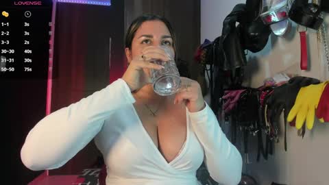 Kim online show from May 29, 9:46 pm