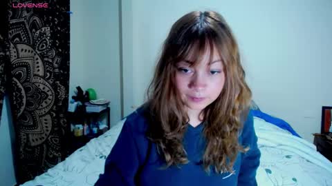  Violet  online show from November 30, 4:33 pm