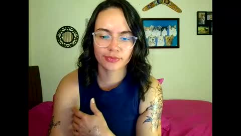 Sofia online show from December 19, 2:01 am