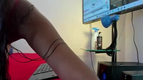 violeta  online show from April 9, 11:48 am