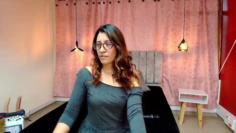 VIOLETA online show from March 10, 1:54 pm