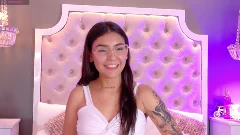 Cute Violet online show from October 20, 1:41 am