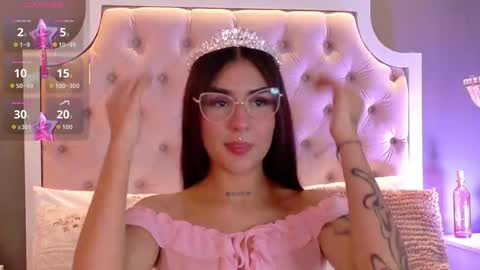 Cute Violet online show from October 9, 6:06 am